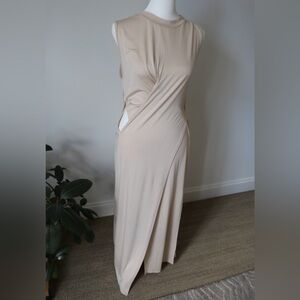 *NWT* Sabo Skirt Beige Twist-Front Cut Out Maxi Dress - Size L